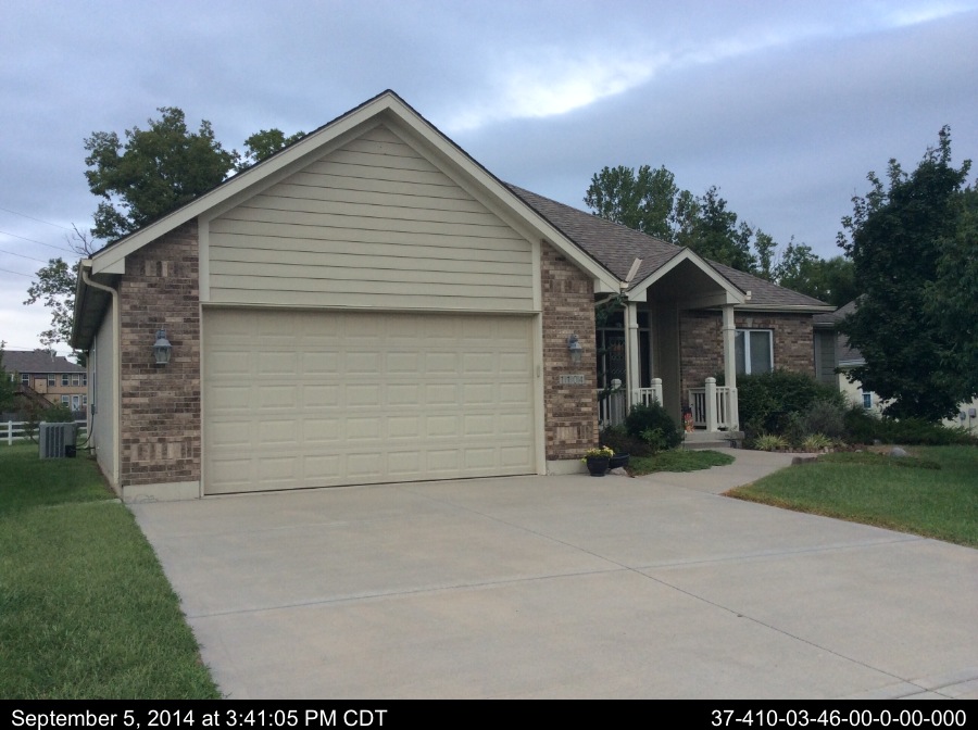 1104 NW Cedar Ln  