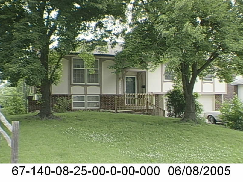 13809 BENNINGTON AVE  