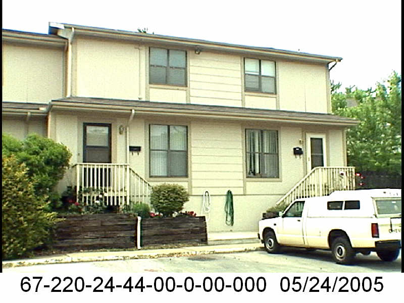 834 Lakeview Dr  